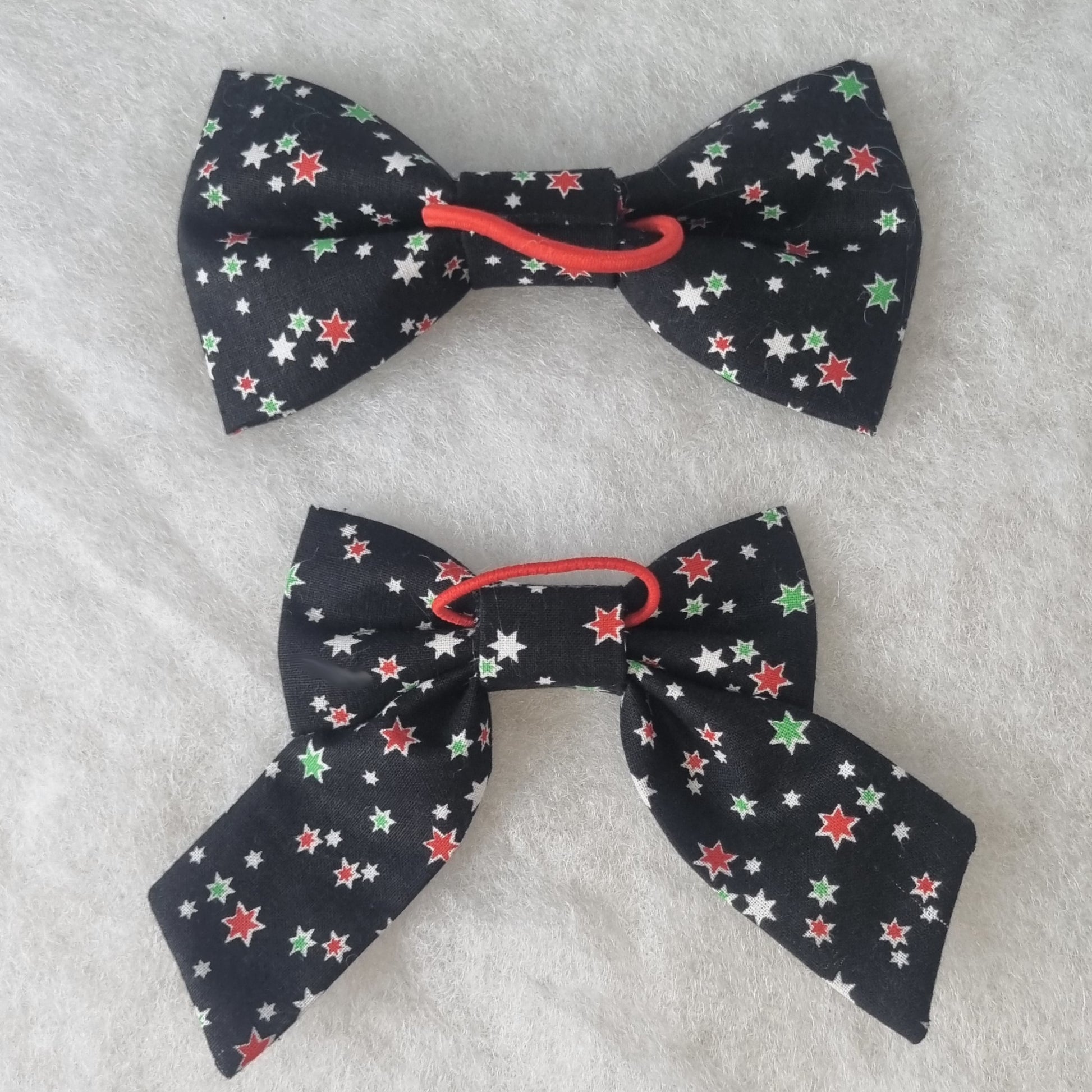 Christmas Stars Hair Bowtie - back of bowtie showing hair ties