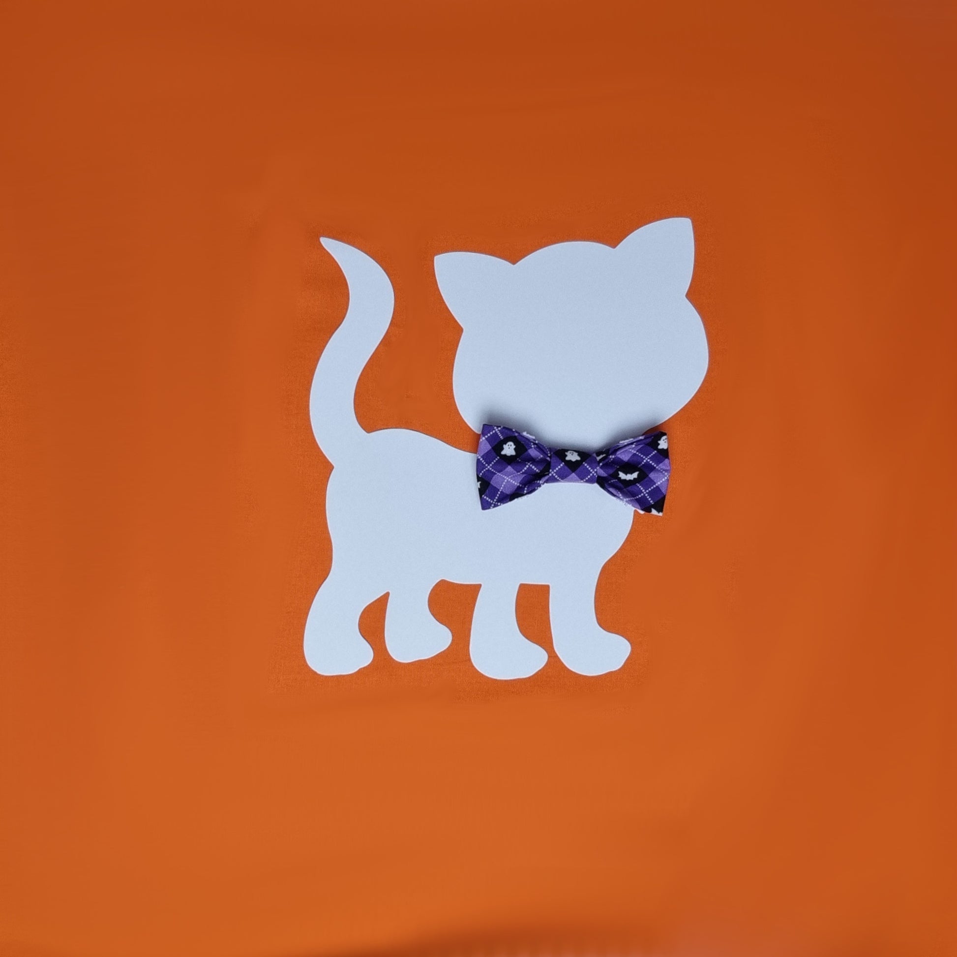 Small Bowtie - Purple with white Ghosts and Bats