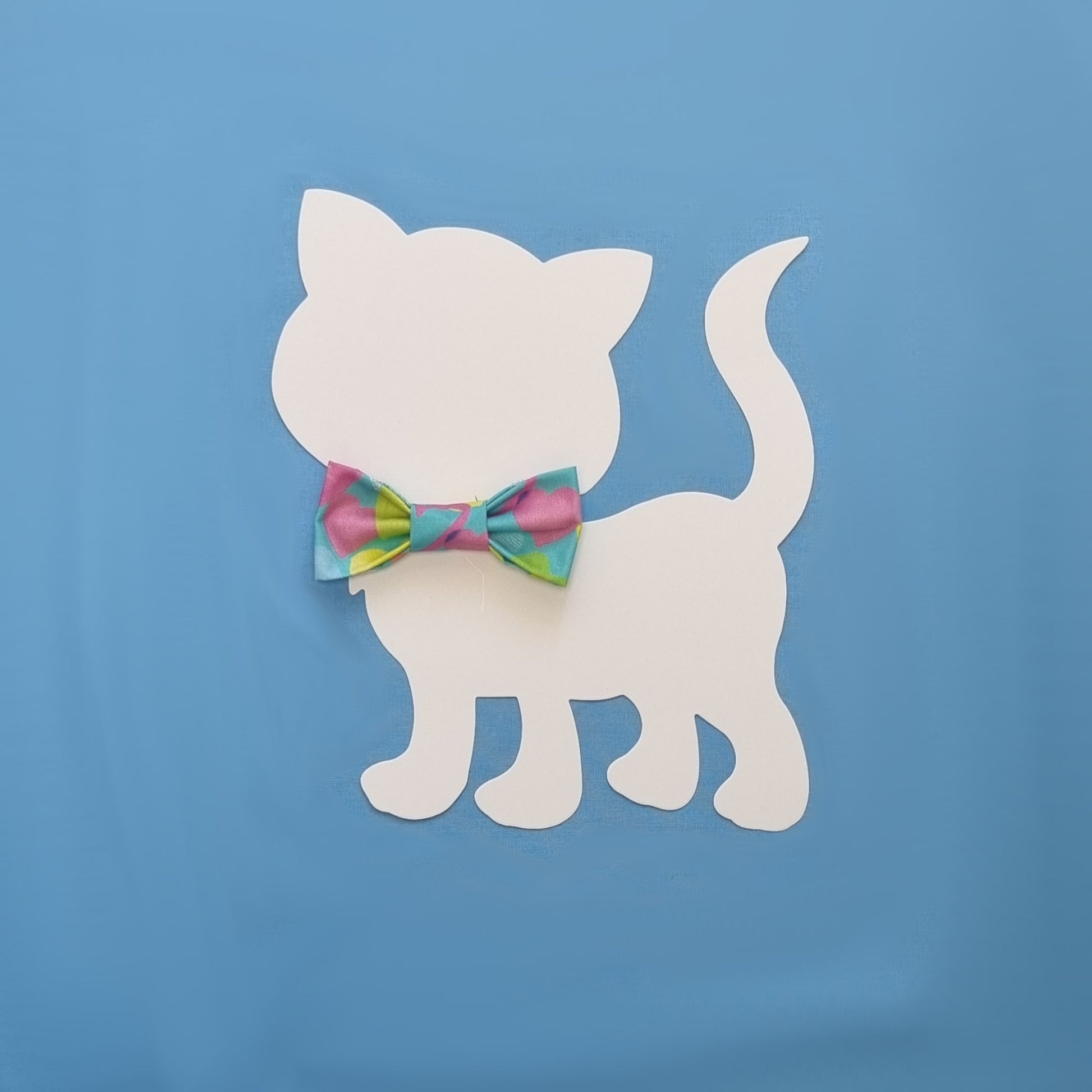 Love Hearts Bowtie - Small